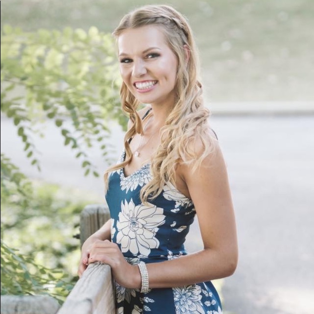Meet your Posher, Kimberly